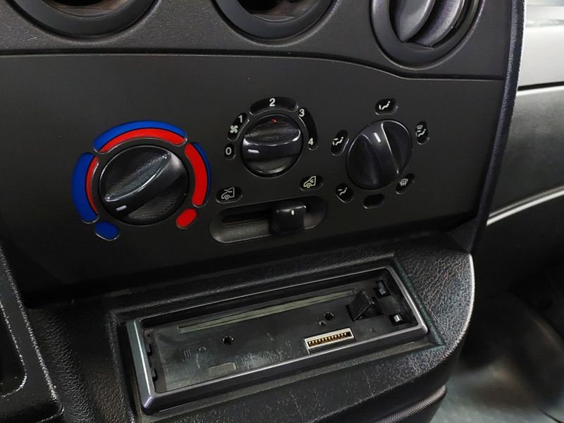 Iveco Daily CHASSI 55C16 2P 3.0 DIESEL 2011/2011 BETIOLO NOVOS E SEMINOVOS LAJEADO / Carros no Vale