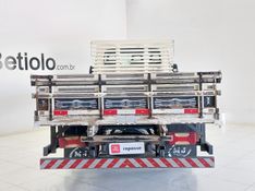 Iveco Daily CHASSI 55C16 2P 3.0 DIESEL 2011/2011 BETIOLO NOVOS E SEMINOVOS LAJEADO / Carros no Vale