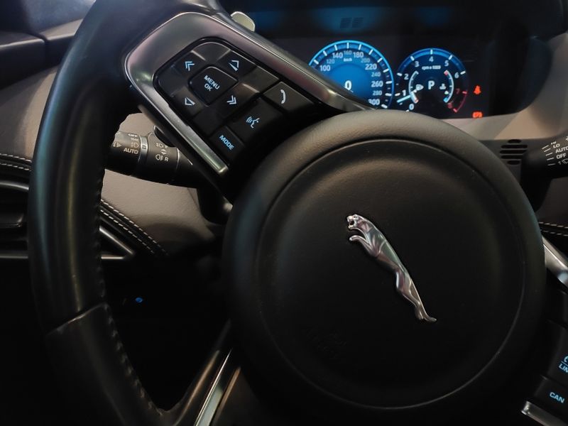 Jaguar F-PACE 3.0 V6 SUPERCHARGED S AWD 4P AUTOMÁTICO 2018/2018 BETIOLO NOVOS E SEMINOVOS LAJEADO / Carros no Vale Jaguar F-PACE 3.0 V6 SUPERCHARGED S AWD 4P AUTOMÁTICO 2018/2018 BETIOLO NOVOS E SEMINOVOS LAJEADO / Carros no Vale