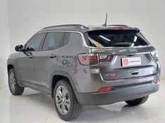 JEEP COMPASS 1.3 T270 TURBO FLEX LONGITUDE AT6 2023/2024 BETIOLO NOVOS E SEMINOVOS LAJEADO / Carros no Vale