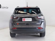 JEEP COMPASS 1.3 T270 TURBO FLEX LONGITUDE AT6 2023/2024 BETIOLO NOVOS E SEMINOVOS LAJEADO / Carros no Vale