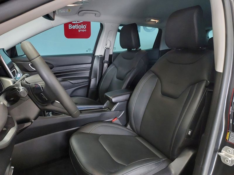 JEEP COMPASS 1.3 T270 TURBO FLEX LONGITUDE AT6 2023/2024 BETIOLO NOVOS E SEMINOVOS LAJEADO / Carros no Vale JEEP COMPASS 1.3 T270 TURBO FLEX LONGITUDE AT6 2023/2024 BETIOLO NOVOS E SEMINOVOS LAJEADO / Carros no Vale