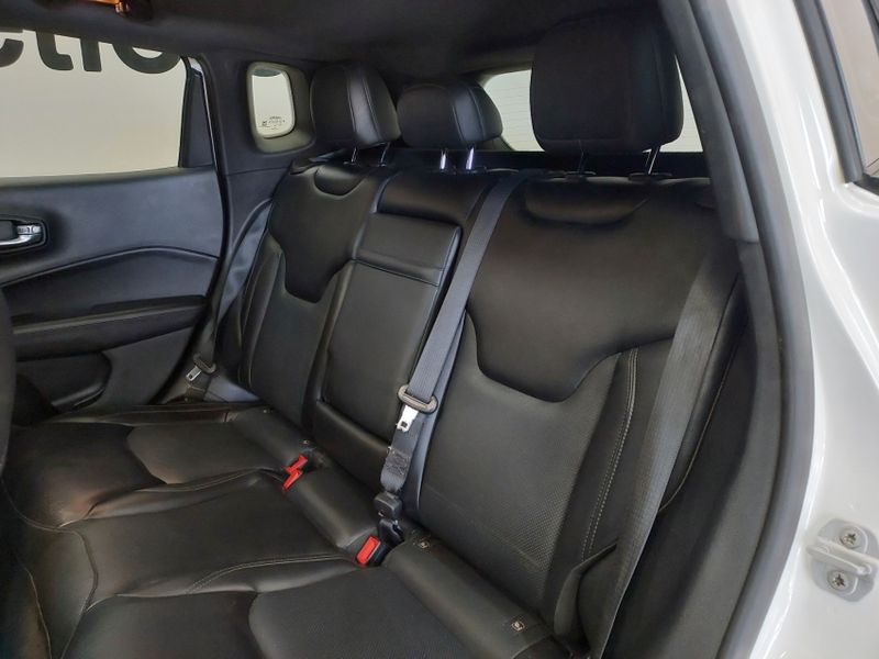 JEEP COMPASS 2.0 16V DIESEL S 4X4 AUTOMÁTICO 2021/2021 BETIOLO NOVOS E SEMINOVOS LAJEADO / Carros no Vale