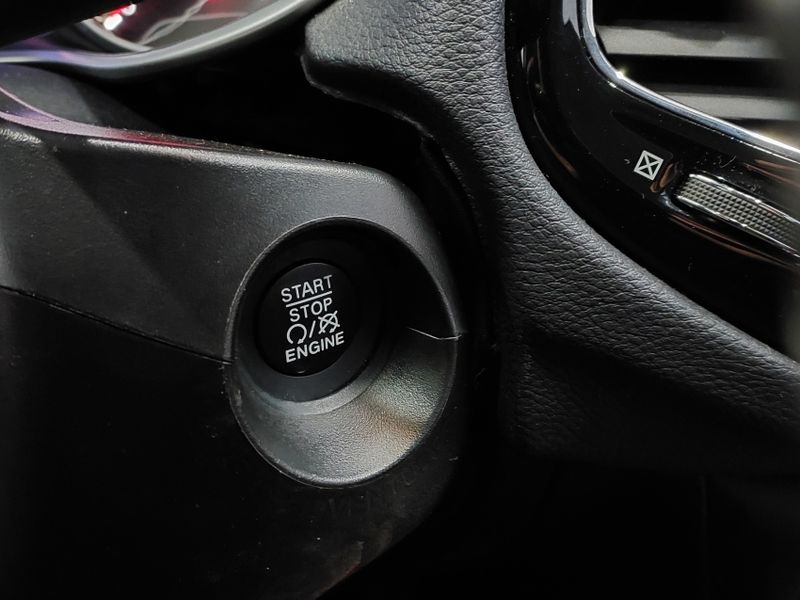 JEEP COMPASS 2.0 16V FLEX LIMITED AUTOMÁTICO 2020/2021 BETIOLO NOVOS E SEMINOVOS LAJEADO / Carros no Vale