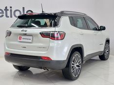 JEEP COMPASS 2.0 16V FLEX LIMITED AUTOMÁTICO 2020/2021 BETIOLO NOVOS E SEMINOVOS LAJEADO / Carros no Vale