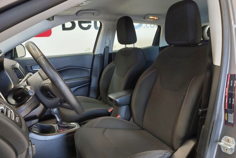 JEEP COMPASS 2.0 16V FLEX SPORT AUTOMÁTICO 2018/2018 BETIOLO NOVOS E SEMINOVOS LAJEADO / Carros no Vale JEEP COMPASS 2.0 16V FLEX SPORT AUTOMÁTICO 2018/2018 BETIOLO NOVOS E SEMINOVOS LAJEADO / Carros no Vale