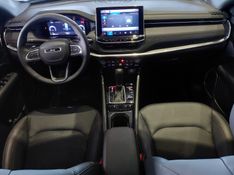 JEEP COMPASS 2.0 HURRICANE 4 TURBO GASOLINA OVERLAND AT9 2024/2025 BETIOLO NOVOS E SEMINOVOS LAJEADO / Carros no Vale