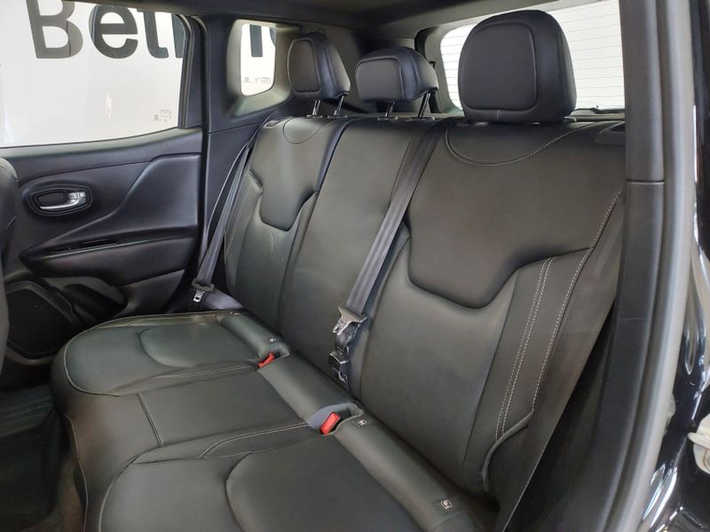 JEEP RENEGADE 1.3 T270 TURBO FLEX S 4X4 AT9 2022/2023 BETIOLO NOVOS E SEMINOVOS LAJEADO / Carros no Vale JEEP RENEGADE 1.3 T270 TURBO FLEX S 4X4 AT9 2022/2023 BETIOLO NOVOS E SEMINOVOS LAJEADO / Carros no Vale