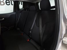 JEEP RENEGADE 1.8 16V FLEX SPORT 4P AUTOMÁTICO 2021/2021 BETIOLO NOVOS E SEMINOVOS LAJEADO / Carros no Vale