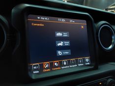 JEEP WRANGLER 2.0 TURBO GASOLINA UNLIMITED OVERLAND 4P 4X4 AT8 2021/2021 BETIOLO NOVOS E SEMINOVOS LAJEADO / Carros no Vale