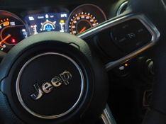 JEEP WRANGLER 2.0 TURBO GASOLINA UNLIMITED OVERLAND 4P 4X4 AT8 2021/2021 BETIOLO NOVOS E SEMINOVOS LAJEADO / Carros no Vale