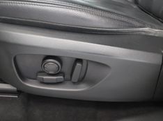 Land Rover DISCOVERY SPORT 2.0 16V SI4 TURBO FLEX HSE 4P AUTOMÁTICO 2017/2018 BETIOLO NOVOS E SEMINOVOS LAJEADO / Carros no Vale