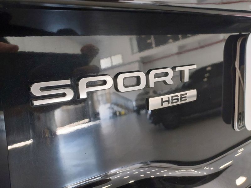 Land Rover DISCOVERY SPORT 2.0 16V SI4 TURBO FLEX HSE 4P AUTOMÁTICO 2017/2018 BETIOLO NOVOS E SEMINOVOS LAJEADO / Carros no Vale Land Rover DISCOVERY SPORT 2.0 16V SI4 TURBO FLEX HSE 4P AUTOMÁTICO 2017/2018 BETIOLO NOVOS E SEMINOVOS LAJEADO / Carros no Vale