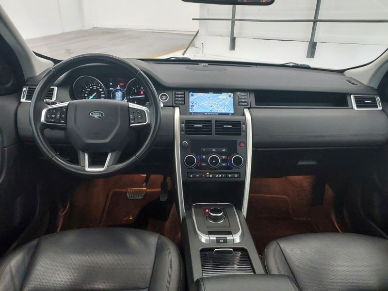 Land Rover DISCOVERY SPORT 2.0 16V SI4 TURBO FLEX HSE 4P AUTOMÁTICO 2017/2018 BETIOLO NOVOS E SEMINOVOS LAJEADO / Carros no Vale Land Rover DISCOVERY SPORT 2.0 16V SI4 TURBO FLEX HSE 4P AUTOMÁTICO 2017/2018 BETIOLO NOVOS E SEMINOVOS LAJEADO / Carros no Vale