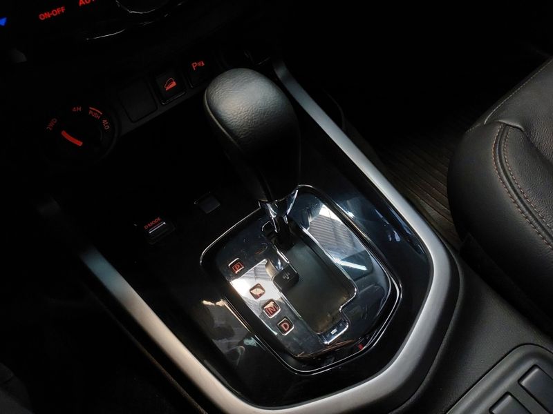 Nissan FRONTIER 2.3 16V TURBO DIESEL XE CD 4X4 AUTOMÁTICO 2023/2024 BETIOLO NOVOS E SEMINOVOS LAJEADO / Carros no Vale Nissan FRONTIER 2.3 16V TURBO DIESEL XE CD 4X4 AUTOMÁTICO 2023/2024 BETIOLO NOVOS E SEMINOVOS LAJEADO / Carros no Vale