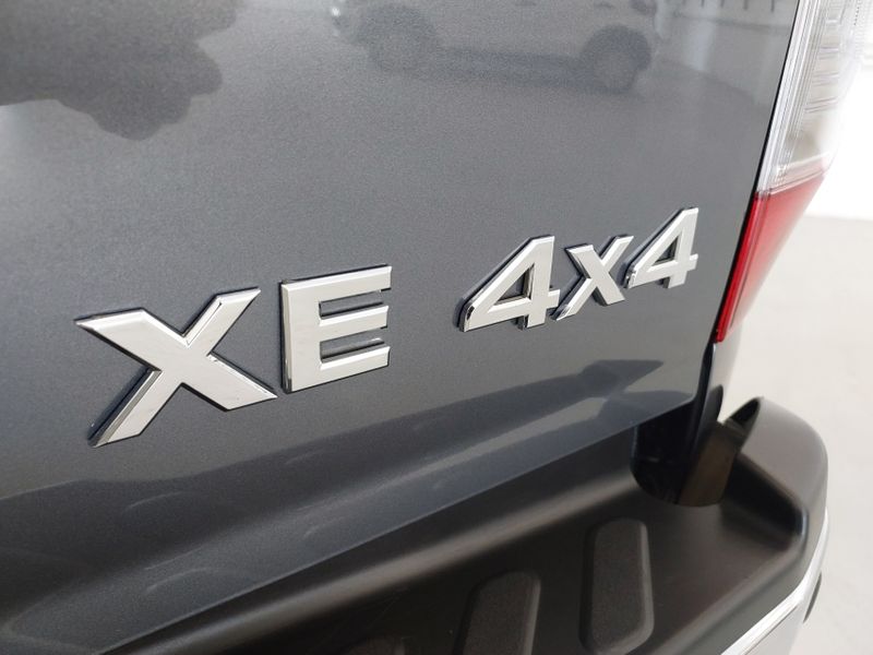 Nissan FRONTIER 2.3 16V TURBO DIESEL XE CD 4X4 AUTOMÁTICO 2021/2021 BETIOLO NOVOS E SEMINOVOS LAJEADO / Carros no Vale