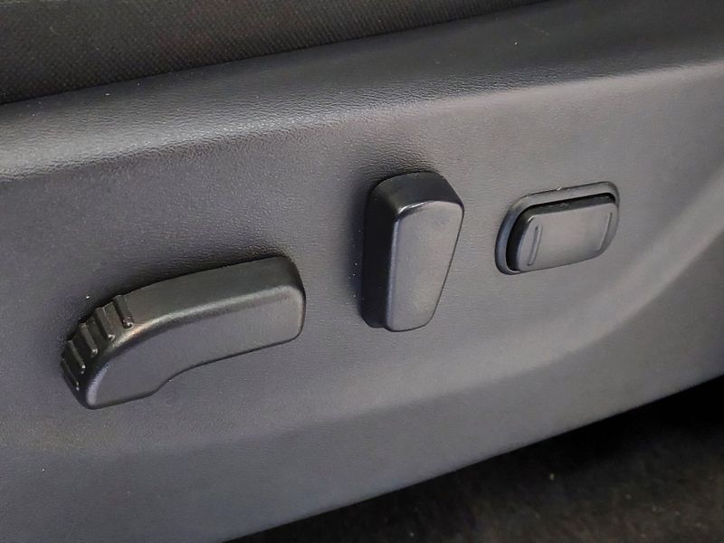 Nissan FRONTIER 2.3 16V TURBO DIESEL XE CD 4X4 AUTOMÁTICO 2023/2024 BETIOLO NOVOS E SEMINOVOS LAJEADO / Carros no Vale Nissan FRONTIER 2.3 16V TURBO DIESEL XE CD 4X4 AUTOMÁTICO 2023/2024 BETIOLO NOVOS E SEMINOVOS LAJEADO / Carros no Vale