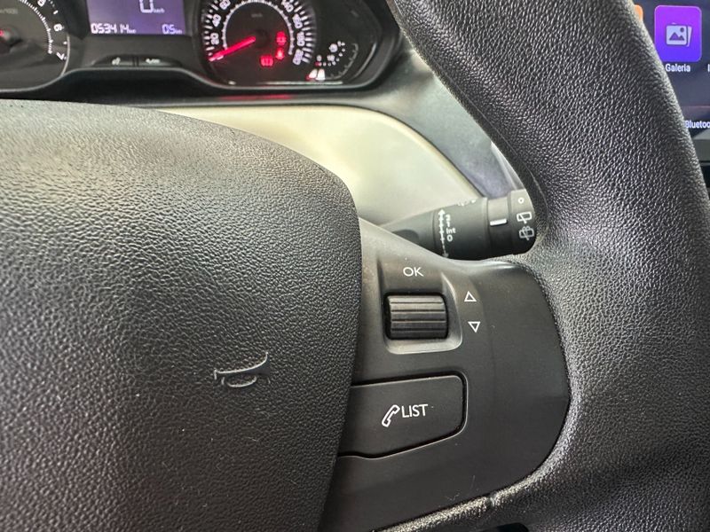 Peugeot 2008 1.6 16V FLEX ALLURE PACK 4P AUTOMÁTICO 2021/2022 BETIOLO NOVOS E SEMINOVOS LAJEADO / Carros no Vale