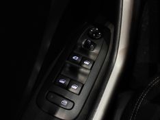 Peugeot 2008 1.6 16V FLEX ALLURE PACK 4P AUTOMÁTICO 2019/2020 BETIOLO NOVOS E SEMINOVOS LAJEADO / Carros no Vale