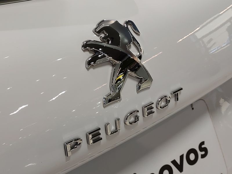 Peugeot 2008 1.6 16V FLEX ALLURE PACK 4P AUTOMÁTICO 2019/2020 BETIOLO NOVOS E SEMINOVOS LAJEADO / Carros no Vale
