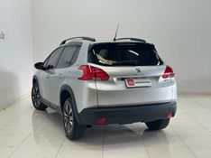 Peugeot 2008 1.6 16V FLEX ALLURE PACK 4P AUTOMÁTICO 2021/2022 BETIOLO NOVOS E SEMINOVOS LAJEADO / Carros no Vale