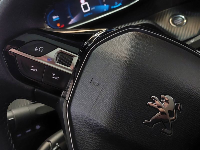 Peugeot 208 1.6 16V FLEX GRIFFE AT6 2021/2021 BETIOLO NOVOS E SEMINOVOS LAJEADO / Carros no Vale Peugeot 208 1.6 16V FLEX GRIFFE AT6 2021/2021 BETIOLO NOVOS E SEMINOVOS LAJEADO / Carros no Vale