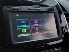 Renault CAPTUR 1.6 16V SCE FLEX INTENSE X-TRONIC 2018/2018 BETIOLO NOVOS E SEMINOVOS LAJEADO / Carros no Vale