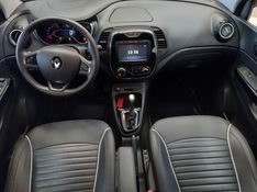 Renault CAPTUR 1.6 16V SCE FLEX INTENSE X-TRONIC 2018/2018 BETIOLO NOVOS E SEMINOVOS LAJEADO / Carros no Vale
