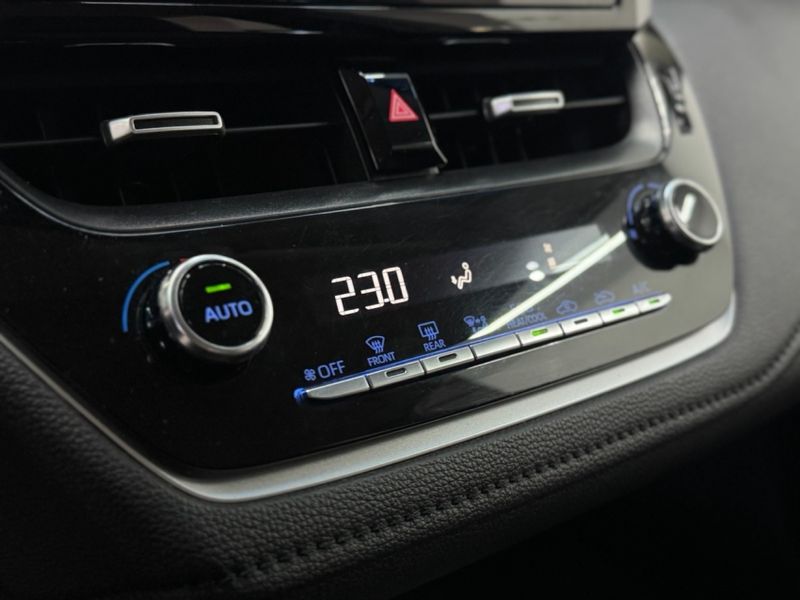 Toyota COROLLA 2.0 VVT-IE FLEX XEI DIRECT SHIFT 2022/2023 BETIOLO NOVOS E SEMINOVOS LAJEADO / Carros no Vale