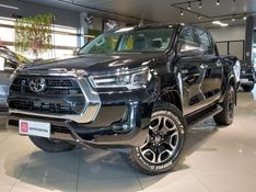 Toyota HILUX 2.8 D-4D TURBO DIESEL CD SRX 4X4 AUTOMÁTICO 2022/2023 BETIOLO NOVOS E SEMINOVOS LAJEADO / Carros no Vale