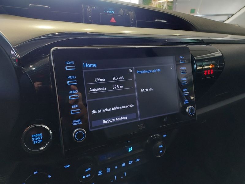 Toyota HILUX 2.8 D-4D TURBO DIESEL CD SRX 4X4 AUTOMÁTICO 2022/2023 BETIOLO NOVOS E SEMINOVOS LAJEADO / Carros no Vale