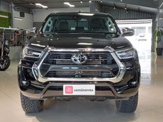 Toyota HILUX 2.8 D-4D TURBO DIESEL CD SRX 4X4 AUTOMÁTICO 2022/2023 BETIOLO NOVOS E SEMINOVOS LAJEADO / Carros no Vale