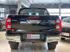 Toyota HILUX 2.8 D-4D TURBO DIESEL CD SRX 4X4 AUTOMÁTICO 2022/2023 BETIOLO NOVOS E SEMINOVOS LAJEADO / Carros no Vale