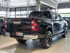 Toyota HILUX 2.8 D-4D TURBO DIESEL CD SRX 4X4 AUTOMÁTICO 2022/2023 BETIOLO NOVOS E SEMINOVOS LAJEADO / Carros no Vale