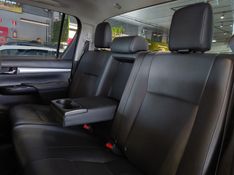 Toyota HILUX 2.8 D-4D TURBO DIESEL CD SRX 4X4 AUTOMÁTICO 2022/2023 BETIOLO NOVOS E SEMINOVOS LAJEADO / Carros no Vale