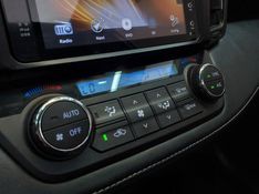 Toyota RAV4 2.0 TOP 4X2 16V GASOLINA 4P AUTOMÁTICO 2018/2019 BETIOLO NOVOS E SEMINOVOS LAJEADO / Carros no Vale
