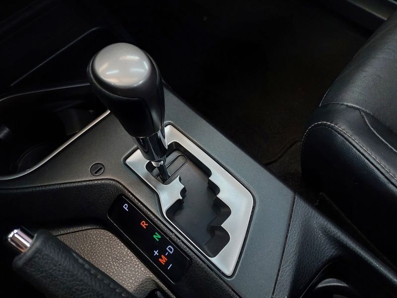 Toyota RAV4 2.0 TOP 4X2 16V GASOLINA 4P AUTOMÁTICO 2018/2019 BETIOLO NOVOS E SEMINOVOS LAJEADO / Carros no Vale