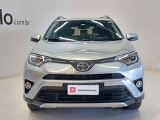 Toyota RAV4 2.0 TOP 4X2 16V GASOLINA 4P AUTOMÁTICO 2018/2019 BETIOLO NOVOS E SEMINOVOS LAJEADO / Carros no Vale
