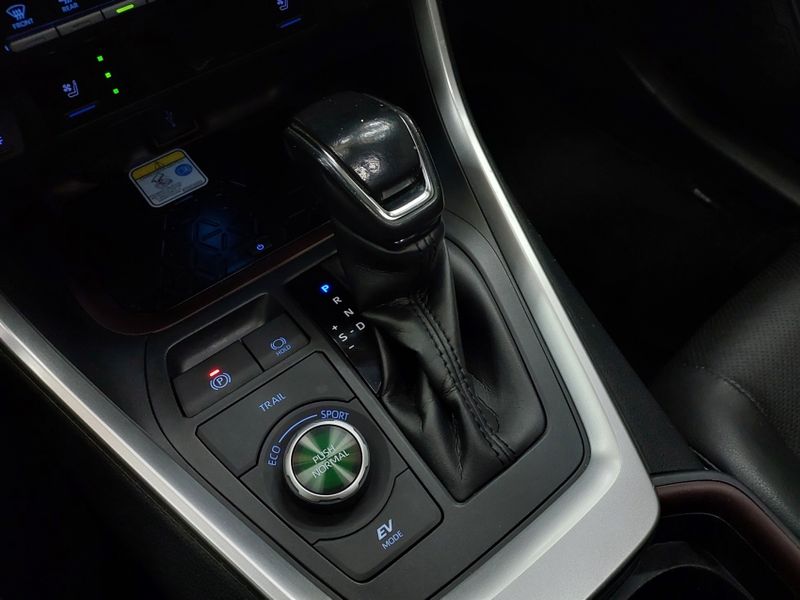 Toyota RAV4 2.5 VVT-IE HYBRID SX CONNECT AWD CVT 2020/2020 BETIOLO NOVOS E SEMINOVOS LAJEADO / Carros no Vale