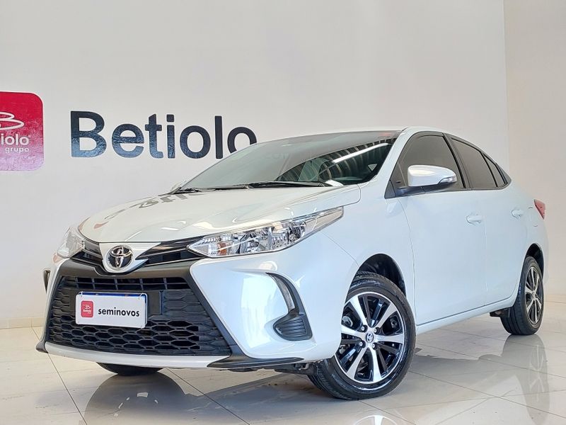 Toyota YARIS 1.5 16V FLEX SEDAN XL LIVE MULTIDRIVE 2022/2023 BETIOLO NOVOS E SEMINOVOS LAJEADO / Carros no Vale Toyota YARIS 1.5 16V FLEX SEDAN XL LIVE MULTIDRIVE 2022/2023 BETIOLO NOVOS E SEMINOVOS LAJEADO / Carros no Vale