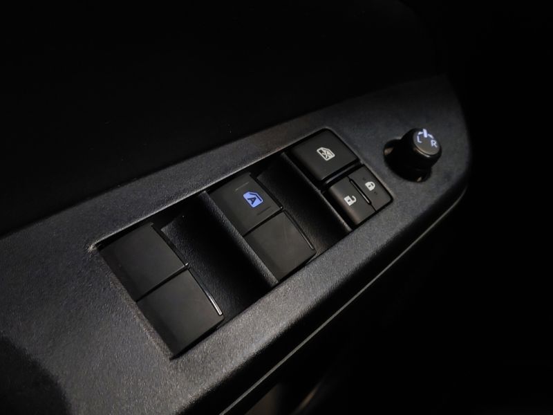 Toyota YARIS 1.5 16V FLEX SEDAN XL LIVE MULTIDRIVE 2022/2023 BETIOLO NOVOS E SEMINOVOS LAJEADO / Carros no Vale Toyota YARIS 1.5 16V FLEX SEDAN XL LIVE MULTIDRIVE 2022/2023 BETIOLO NOVOS E SEMINOVOS LAJEADO / Carros no Vale