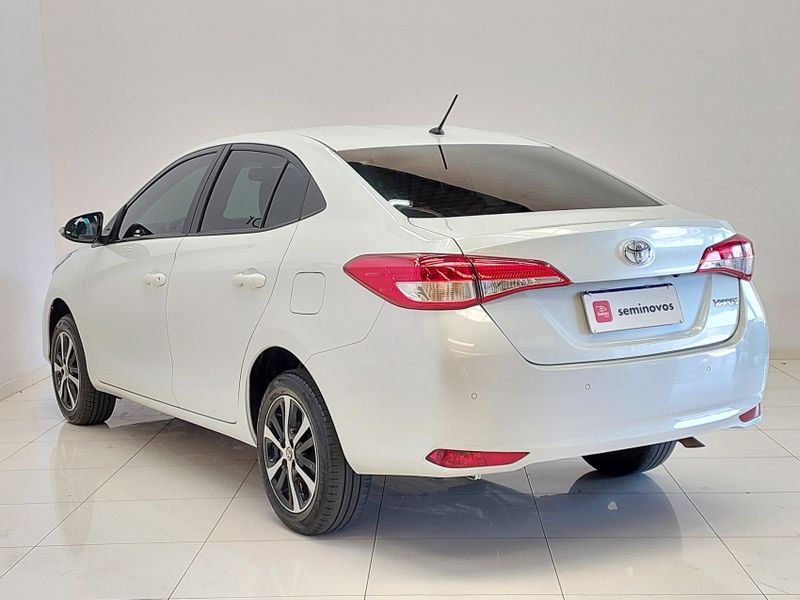 Toyota YARIS 1.5 16V FLEX SEDAN XL LIVE MULTIDRIVE 2022/2023 BETIOLO NOVOS E SEMINOVOS LAJEADO / Carros no Vale Toyota YARIS 1.5 16V FLEX SEDAN XL LIVE MULTIDRIVE 2022/2023 BETIOLO NOVOS E SEMINOVOS LAJEADO / Carros no Vale