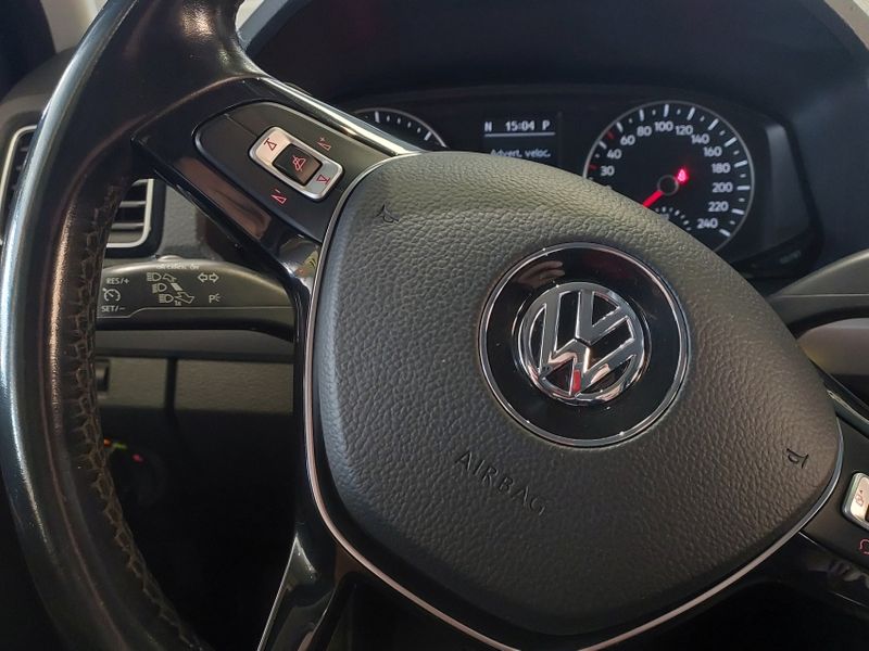 Volkswagen AMAROK 2.0 HIGHLINE 4X4 CD 16V TURBO INTERCOOLER DIESEL 4P AUTOMÁTICO 2021/2021 BETIOLO NOVOS E SEMINOVOS LAJEADO / Carros no Vale