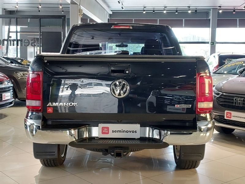 Volkswagen AMAROK 2.0 HIGHLINE 4X4 CD 16V TURBO INTERCOOLER DIESEL 4P AUTOMÁTICO 2021/2021 BETIOLO NOVOS E SEMINOVOS LAJEADO / Carros no Vale