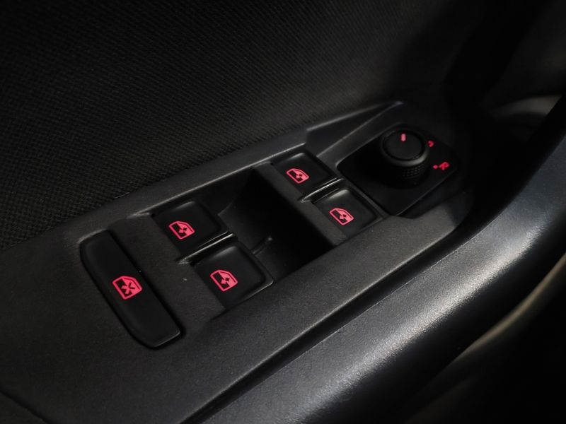 Volkswagen POLO 1.0 170 TSI HIGHLINE AUTOMÁTICO 2023/2024 BETIOLO NOVOS E SEMINOVOS LAJEADO / Carros no Vale