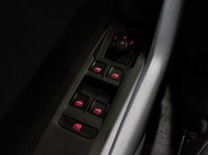 Volkswagen POLO 1.0 170 TSI HIGHLINE AUTOMÁTICO 2023/2024 BETIOLO NOVOS E SEMINOVOS LAJEADO / Carros no Vale