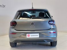 Volkswagen POLO 1.0 170 TSI HIGHLINE AUTOMÁTICO 2023/2024 BETIOLO NOVOS E SEMINOVOS LAJEADO / Carros no Vale