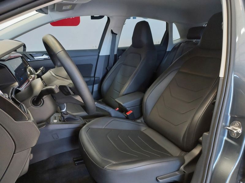 Volkswagen POLO 1.0 170 TSI HIGHLINE AUTOMÁTICO 2023/2024 BETIOLO NOVOS E SEMINOVOS LAJEADO / Carros no Vale