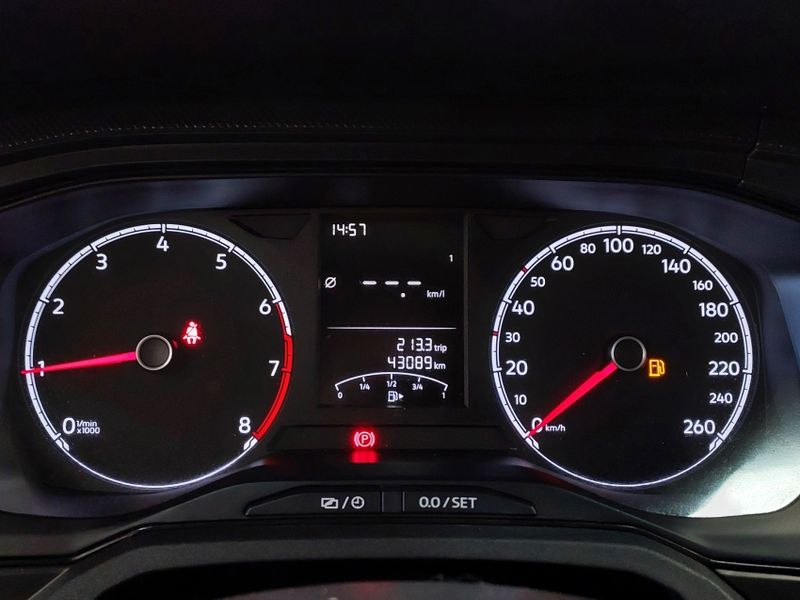 Volkswagen POLO 1.0 MPI MANUAL 2024/2024 BETIOLO NOVOS E SEMINOVOS LAJEADO / Carros no Vale