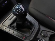 Volkswagen POLO 1.0 MPI TRACK MANUAL 2023/2024 BETIOLO NOVOS E SEMINOVOS LAJEADO / Carros no Vale